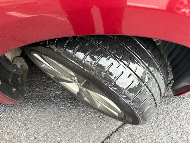 レガシィツーリングワゴン 2.5i Bスポーツアイサイト Gパッケージ /後期型/特別仕様車/4WD/アイサイト/車検:2年付/電動シート+ハーフレザー/カロッツェリアナビ/バックカメラ/Bluetooth/フルセグ/純正17AW/HIDヘッドライト/ETC/Tチェーン(17枚目)