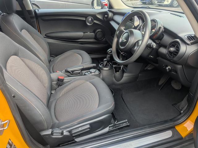 MINI ワン /車検:2年付/走行:78000km/ドライブレコーダー/純正ナビ/バックカメラ/Bluetooth/フルセグTV/社外16インチアルミホイール/フロントフォグランプ/ETC/MTモード/Tチェーン(9枚目)