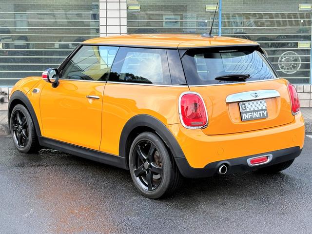 MINI ワン /車検:2年付/走行:78000km/ドライブレコーダー/純正ナビ/バックカメラ/Bluetooth/フルセグTV/社外16インチアルミホイール/フロントフォグランプ/ETC/MTモード/Tチェーン(14枚目)