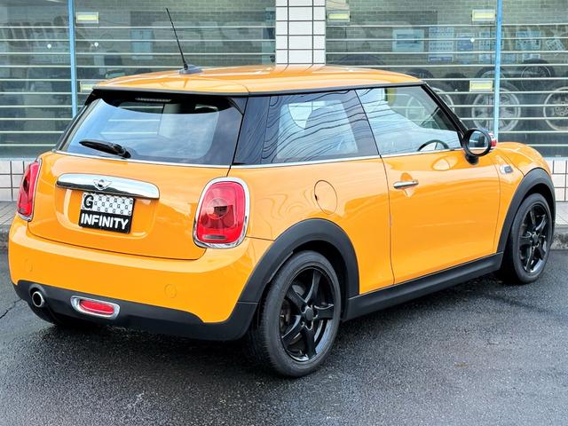MINI ワン /車検:2年付/走行:78000km/ドライブレコーダー/純正ナビ/バックカメラ/Bluetooth/フルセグTV/社外16インチアルミホイール/フロントフォグランプ/ETC/MTモード/Tチェーン(15枚目)