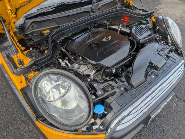 MINI ワン /車検:2年付/走行:78000km/ドライブレコーダー/純正ナビ/バックカメラ/Bluetooth/フルセグTV/社外16インチアルミホイール/フロントフォグランプ/ETC/MTモード/Tチェーン(40枚目)