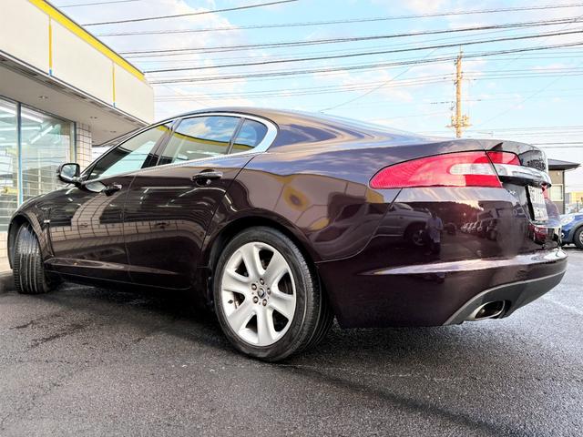 XF 3.0プレミアムラグジュアリー /走行距離51000km/車検:2年付/サンルーフ/本革電動シート/シートヒーター&エアコン/ステアリングヒーター/純正ナビ/バックカメラ/ETC/スマートキー/パドルシフト/純正18AW/HID(48枚目)