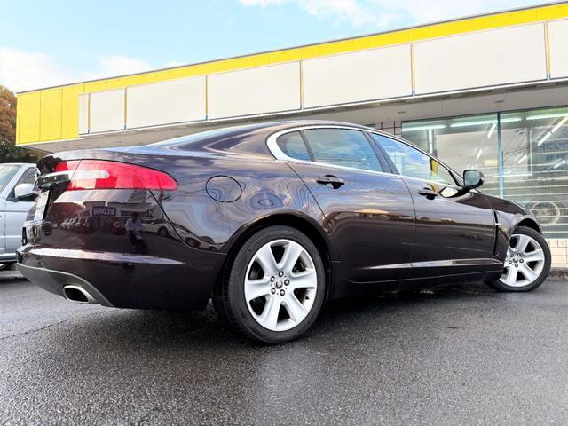 XF 3.0プレミアムラグジュアリー /走行距離51000km/車検:2年付/サンルーフ/本革電動シート/シートヒーター&エアコン/ステアリングヒーター/純正ナビ/バックカメラ/ETC/スマートキー/パドルシフト/純正18AW/HID(52枚目)