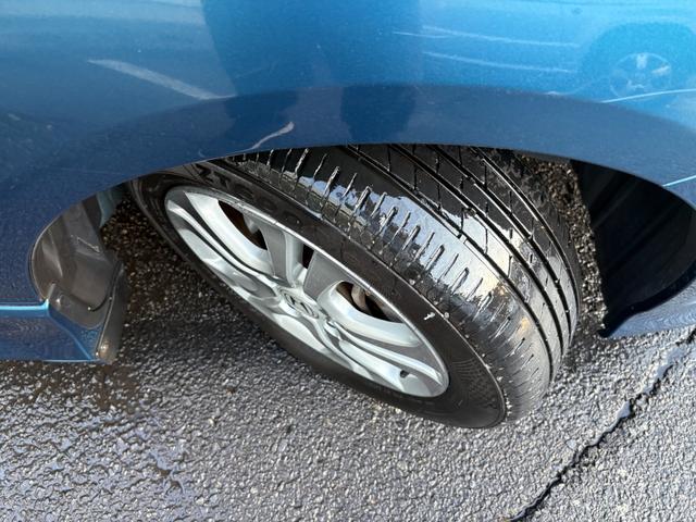 フィットシャトルハイブリッド ハイブリッド・ナビプレミアムセレクション /記録簿/車検:2年付/走行80000km/純正ナビ/バックカメラ/ワンセグ/DVD再生/純正15AW/HIDヘッドライト/ETC/スマートキー/ハーフレザー/クルーズコントロール/タイミングチェーン(17枚目)