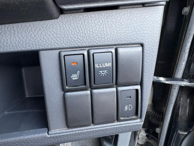 ワゴンRスティングレー リミテッドII /走行49000km/特別仕様/専用ブラックメッキグリル/インテリアブルーイルミ/運転席シートヒーター/純正15AW/HIDヘッドライト/フォグ/Bluetooth/タイミングチェーン(4枚目)