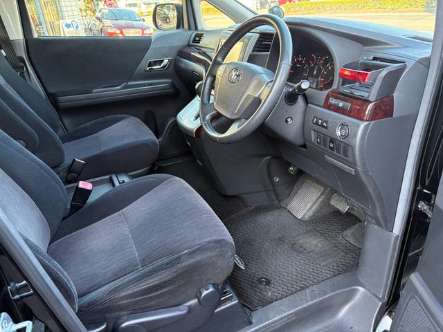 ヴェルファイア ２．４Ｚ　／２０後期／走行７４０００ｋｍ／車検：２年付／両側電動スライドドア／フリップダウンモニター／純正ナビ／フロント＆バックカメラ／フルセグ／Ｂｌｕｅｔｏｏｔｈ／１８ＡＷ／ＨＩＤ／ＥＴＣ／タイミングチェーン（7枚目）