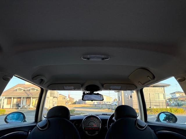 MINI クーパーS /後期型/ターボ/走行61000km/前後ドライブレコーダー/supersprintマフラー/純正17AW/プロジェクターHID/社外D型革巻ステアリング/パドルシフト/タイミングチェーン(30枚目)