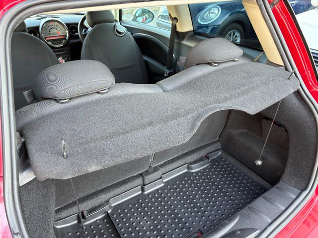 MINI クーパーS /後期型/ターボ/走行61000km/前後ドライブレコーダー/supersprintマフラー/純正17AW/プロジェクターHID/社外D型革巻ステアリング/パドルシフト/タイミングチェーン(31枚目)