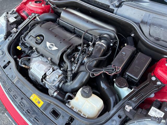 MINI クーパーS /後期型/ターボ/走行61000km/前後ドライブレコーダー/supersprintマフラー/純正17AW/プロジェクターHID/社外D型革巻ステアリング/パドルシフト/タイミングチェーン(42枚目)