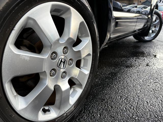 クロスロード HDDナビエディション /特別仕様車/車検:2年付/3列シート7人乗/純正ナビ/バックカメラ/DVD再生/ミュージックサーバー/純正17AW/HIDヘッドライト/ETC/革巻ステアリング/AUTOエアコン/タイミングチェーン(17枚目)