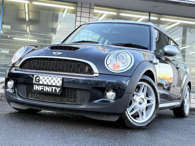 MINI クーパーS クラブマン /記録簿8枚/走行距離:65000km/車検:2年付/ターボ/社外ナビ/DVD再生/ミュージックサーバー/プロジェクターHIDヘッドライト/純正16インチアルミホイール/ETC/タイミングチェーン(4枚目)