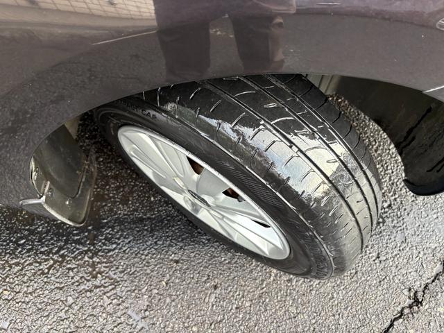 タイヤ溝もございますのでご購入後すぐに交換の心配もございません♪