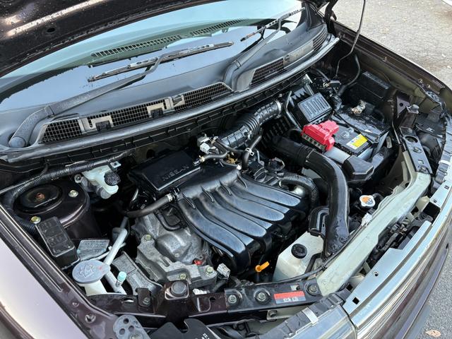 キューブ アクシス　／後期／車検：２年付／特別仕様車／専用本革シート／専用革巻ステアリング／専用１６ＡＷ／専用フロントグリル／純正ナビ／バックカメラ／フルセグ／ＨＩＤヘッドライト／ＥＴＣ／スマートキー／タイミングチェーン（40枚目）