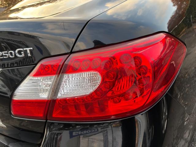 フーガ ２５０ＧＴ　／衝突被害軽減ブレーキ／レーダークルーズコントロール／電動シート／助手席オットマン電動シート／純ナビ／サイド＋バックカメラ／Ｂｌｕｅｔｏｏｔｈ／フルセグ／１８ＡＷ／ＨＩＤ／ＥＴＣ／スマキー／Ｔチェーン（34枚目）