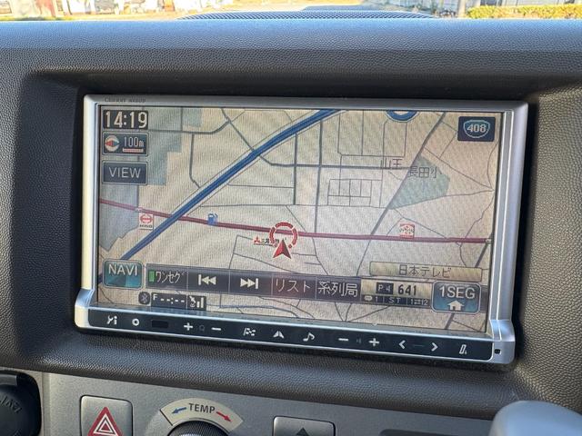 エブリイワゴン PZターボ /中期型/車検:2年付/左側電動スライドドア/ドライブレコーダー/クラリオンナビ/Bluetooth/フルセグ/純正13AW/HIDヘッドライト/フロントフォグ/メッキグリル/タイミングチェーン(4枚目)