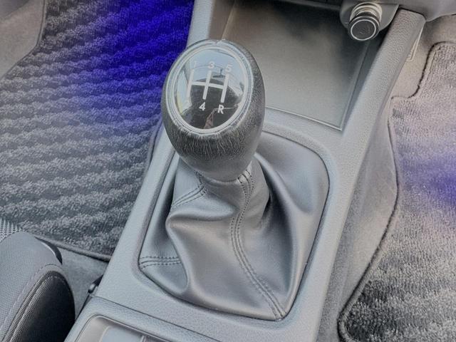 インプレッサ １５Ｓ　／車検：２年付／走行７６０００ｋｍ／５ＭＴ／ＧＲＢボンネット／純正１８ＡＷ／ＨＩＤヘッドライト／フォグ／ストラーダナビ／バックカメラ／ワンセグ／Ｂｌｕｅｔｏｏｔｈ／ＥＴＣ／革巻ステア／ＡＵＴＯエアコン（3枚目）