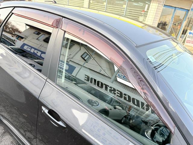 インプレッサ １５Ｓ　／車検：２年付／走行７６０００ｋｍ／５ＭＴ／ＧＲＢボンネット／純正１８ＡＷ／ＨＩＤヘッドライト／フォグ／ストラーダナビ／バックカメラ／ワンセグ／Ｂｌｕｅｔｏｏｔｈ／ＥＴＣ／革巻ステア／ＡＵＴＯエアコン（35枚目）