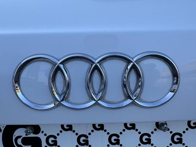 Ａ４アバント １．８ＴＦＳＩ　／車検：２年付／走行：７６０００ｋｍ／専用ハーフレザー電動シート／専用１８ＡＷ／純正ナビ／バックカメラ／フルセグ／ＨＩＤ／ＥＴＣ／Ｔチェーン（38枚目）