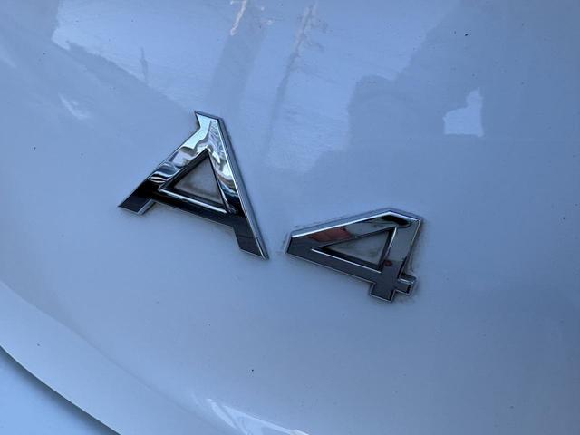 Ａ４アバント １．８ＴＦＳＩ　／車検：２年付／走行：７６０００ｋｍ／専用ハーフレザー電動シート／専用１８ＡＷ／純正ナビ／バックカメラ／フルセグ／ＨＩＤ／ＥＴＣ／Ｔチェーン（39枚目）