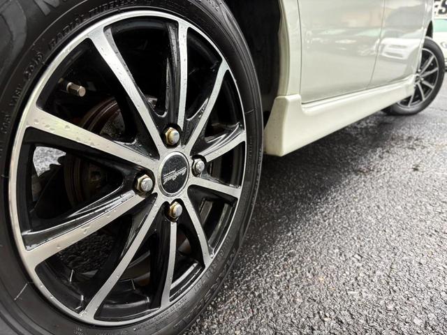 タント カスタムＸリミテッド　／左側電動スライドドア／カロッツェリアナビ／フルセグ／社外１４ＡＷ／ＨＩＤヘッドライト／Ｆフォグ／革調シートカバー／スマキー／ＡＵＴＯエアコン／Ｔチェーン（17枚目）