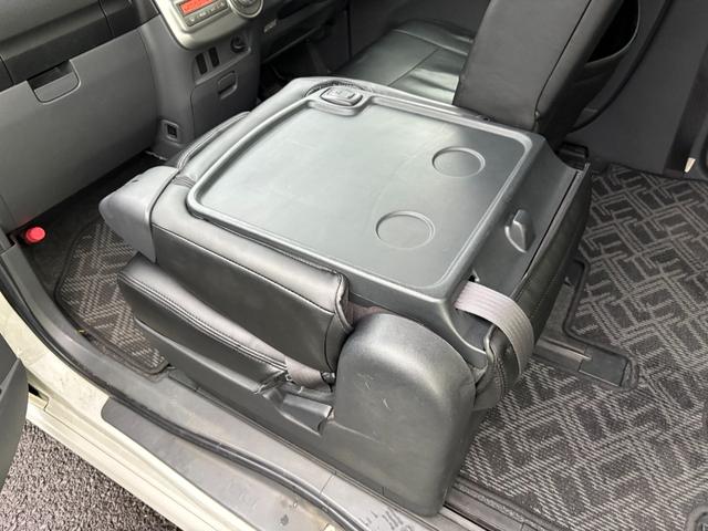 タント カスタムＸリミテッド　／左側電動スライドドア／カロッツェリアナビ／フルセグ／社外１４ＡＷ／ＨＩＤヘッドライト／Ｆフォグ／革調シートカバー／スマキー／ＡＵＴＯエアコン／Ｔチェーン（32枚目）