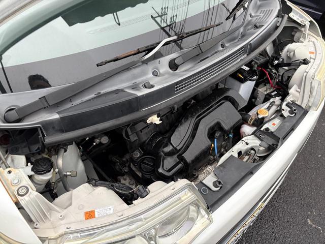 タント カスタムＸリミテッド　／左側電動スライドドア／カロッツェリアナビ／フルセグ／社外１４ＡＷ／ＨＩＤヘッドライト／Ｆフォグ／革調シートカバー／スマキー／ＡＵＴＯエアコン／Ｔチェーン（40枚目）