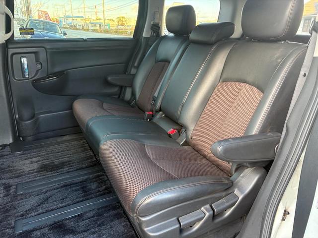 �Q��ڂ̃V�[�g���L���C�ȏ�Ԃł�����ʂ��傫������S�n���ǍD�ł��􉘂ꂪ���ȃt�b�g�}�b�g���L���C�ȏ�Ԃł���