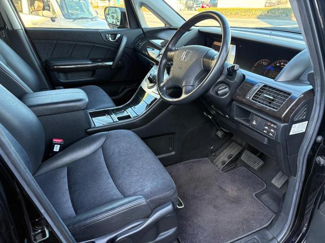 �^�]�Ȃ͑������L�X��V�[�g���t�^�[����������Ă���܂��̂ŉ^�]���₷���|�W�V�����ɒ����o���܂�����S�^�]�͂܂��������p�������