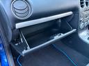 グローブボックスは奥行きもあり収納力もございます♪