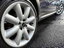 純正17インチアルミホイールが装備されております♪ホイールにはガリキズやブレーキダスト汚れも少なくとてもキレイな状態となっております♪