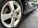 純正15インチアルミホイールが装備されております♪ホイールにはガリキズやブレーキダスト汚れも少なくとてもキレイな状態となっております♪