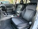 助手席のシートもキレイな状態です♪シートの質感も良く座り心地もとても良いのでリラックスしてお座り頂けます♪