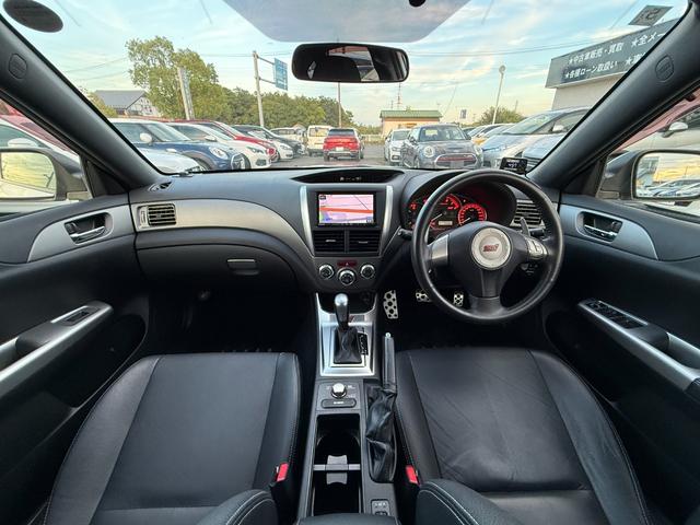 インプレッサ ＷＲＸ　ＳＴＩ　Ａライン　プレミア社１年保証付　４ＷＤ　ヒーター付パワーシート　バックカメラ　ＥＴＣ　スマートキー　ナビ　ＴＶ（4枚目）