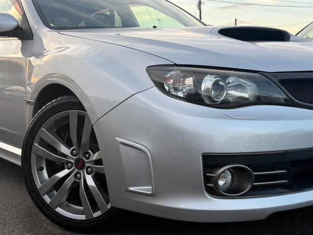 インプレッサ ＷＲＸ　ＳＴＩ　Ａライン　プレミア社１年保証付　４ＷＤ　ヒーター付パワーシート　バックカメラ　ＥＴＣ　スマートキー　ナビ　ＴＶ（43枚目）