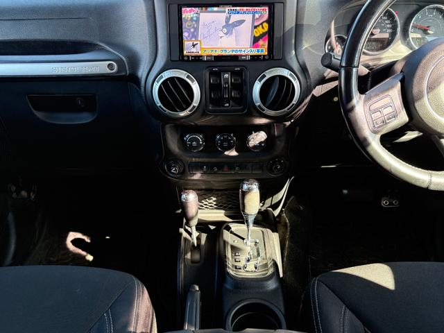 ジープ・ラングラーアンリミテッド サハラ 4WD バックカメラ サイドカメラ ETC ドラレコ ナビ TV(20枚目)