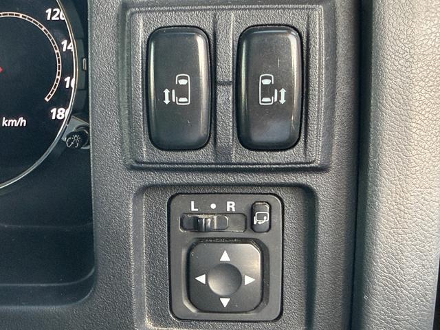 デリカD:5 シャモニー 4WD プレミア社1年保証付 両側パワースライドドア バックカメラ ETC 純正ナビ 地デジTV(28枚目)