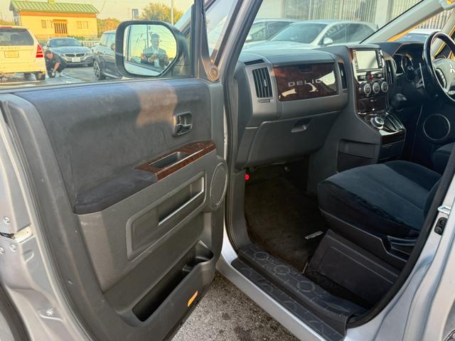 デリカD:5 シャモニー 4WD プレミア社1年保証付 両側パワースライドドア バックカメラ ETC 純正ナビ 地デジTV(35枚目)