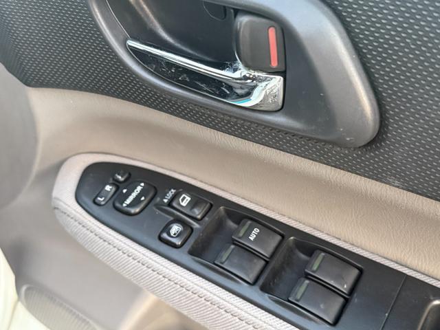 フォレスター クロススポーツ　４ＷＤ　ＥＴＣ　ナビ　ＴＶ（29枚目）