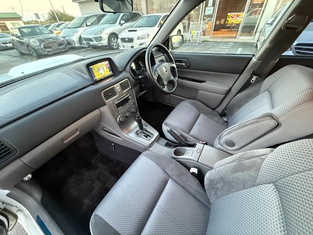 フォレスター クロススポーツ　４ＷＤ　ＥＴＣ　ナビ　ＴＶ（30枚目）