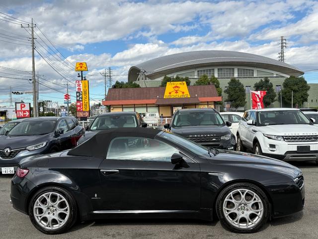 アルファスパイダー ヒーター付パワーレザーシート バックカメラ ETC ドラレコ ナビ TV(13枚目)