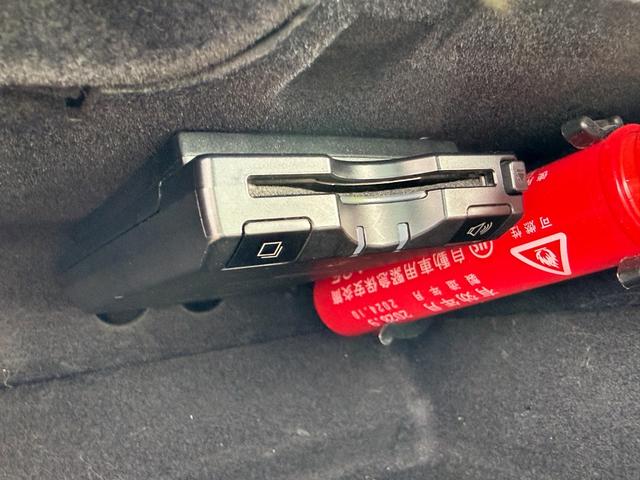 アルファスパイダー ヒーター付パワーレザーシート バックカメラ ETC ドラレコ ナビ TV(22枚目)