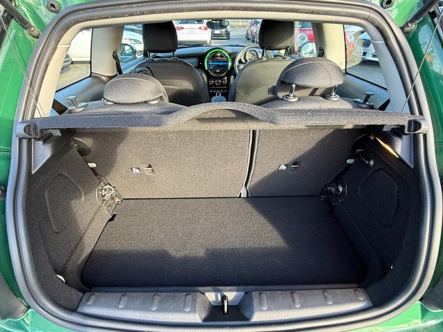 MINI クーパー ワンオーナー 禁煙車 純正ナビ バックカメラ ETC ドラレコ(16枚目)