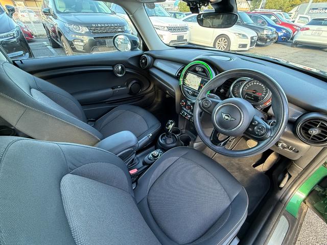 MINI クーパー ワンオーナー 禁煙車 純正ナビ バックカメラ ETC ドラレコ(31枚目)
