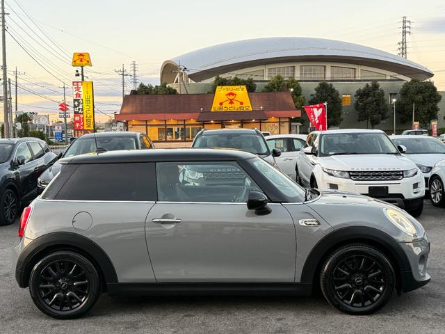 ＭＩＮＩ クーパーＤ　ＥＴＣ　ナビ　スマートキー　Ｂｌｕｅｔｏｏｔｈ　ディーゼル（12枚目）