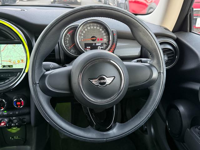 ＭＩＮＩ クーパーＤ　ＥＴＣ　ナビ　スマートキー　Ｂｌｕｅｔｏｏｔｈ　ディーゼル（18枚目）