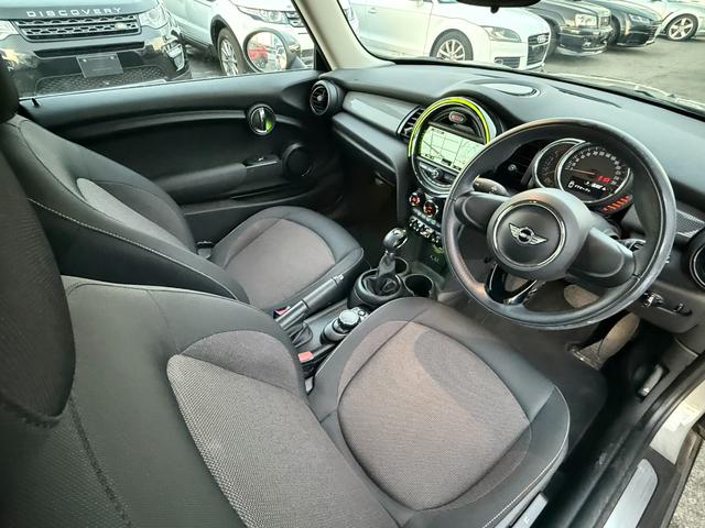 ＭＩＮＩ クーパーＤ　ＥＴＣ　ナビ　スマートキー　Ｂｌｕｅｔｏｏｔｈ　ディーゼル（28枚目）