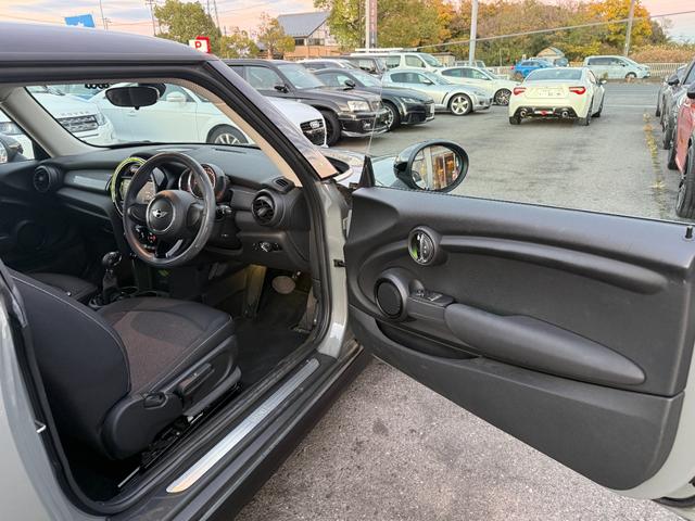 ＭＩＮＩ クーパーＤ　ＥＴＣ　ナビ　スマートキー　Ｂｌｕｅｔｏｏｔｈ　ディーゼル（29枚目）