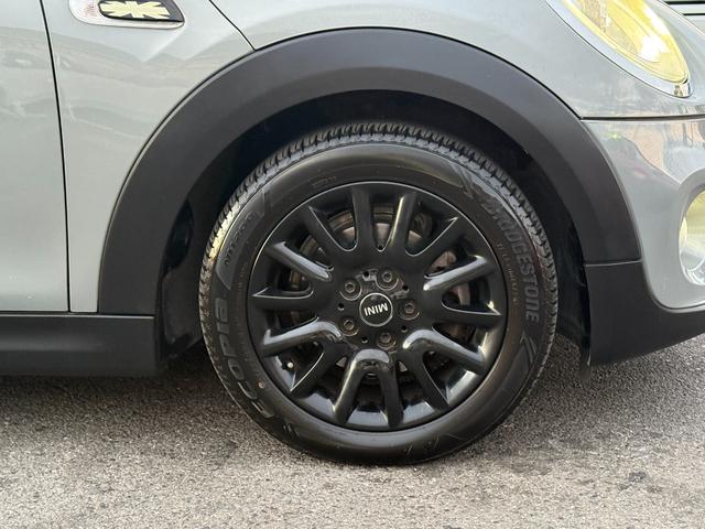 ＭＩＮＩ クーパーＤ　ＥＴＣ　ナビ　スマートキー　Ｂｌｕｅｔｏｏｔｈ　ディーゼル（35枚目）