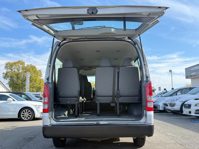 ハイエースワゴン ＤＸ　左側パワースライドドア（14枚目）