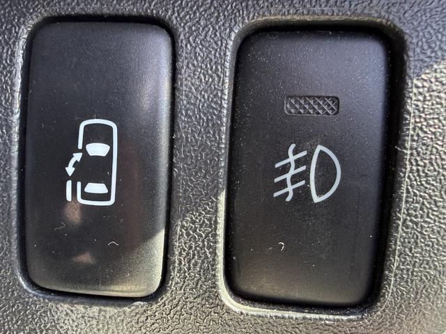 ハイエースワゴン ＤＸ　左側パワースライドドア（25枚目）